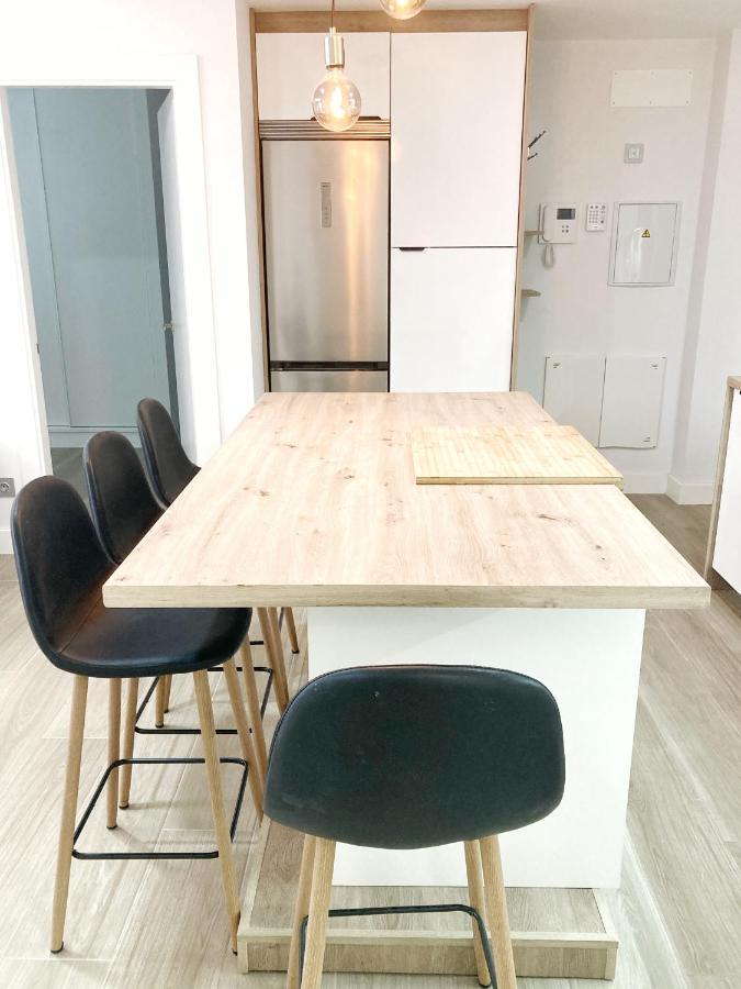 Apartamento La Naval Flat W Garage *