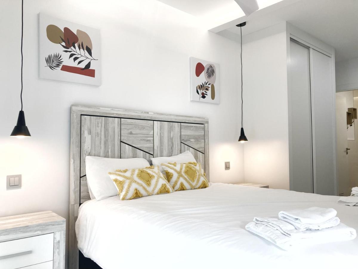 La Naval Flat W Garage Apartment *