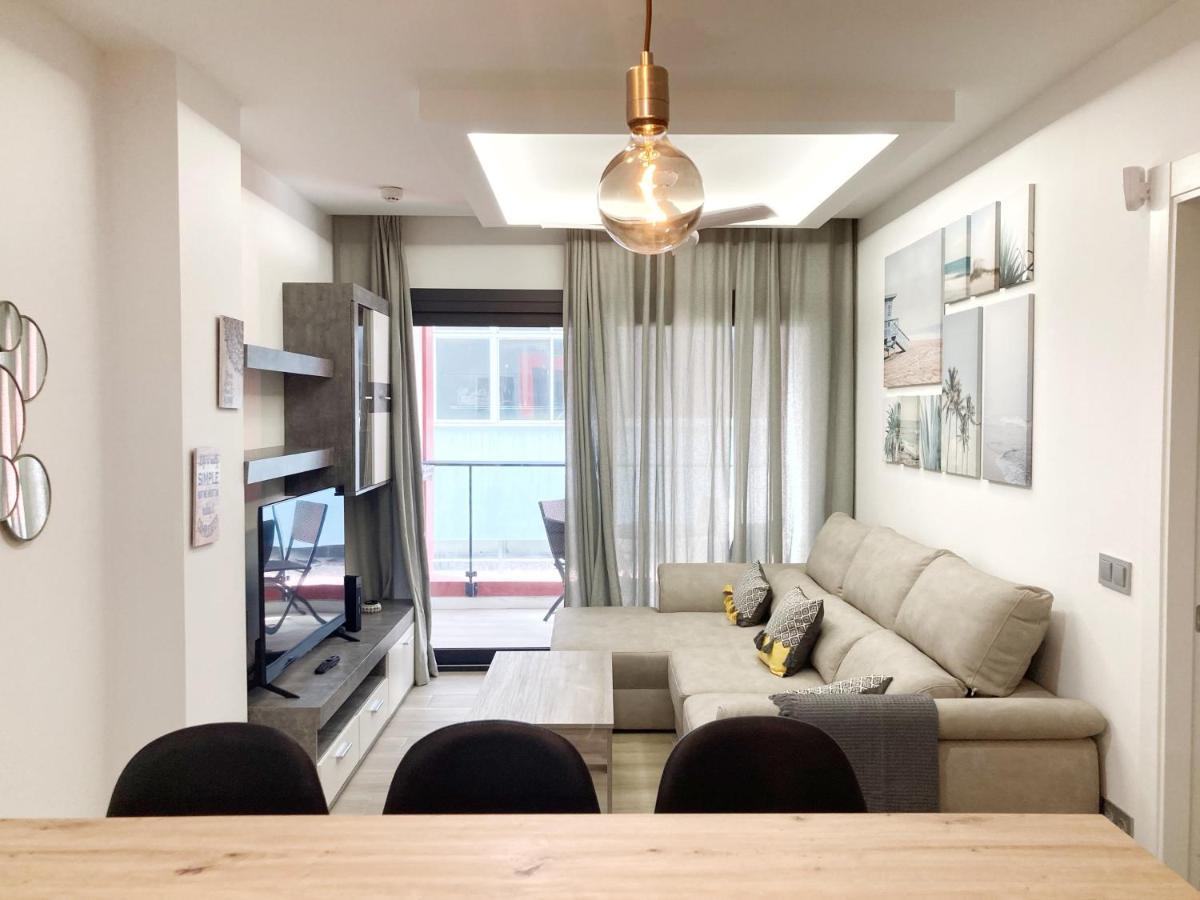 Apartment La Naval Flat W Garage *
